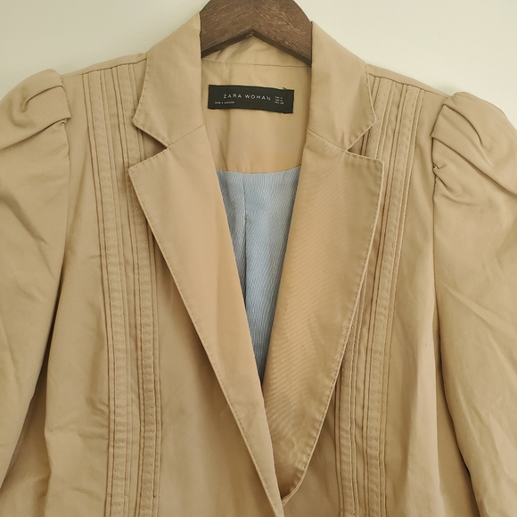 ZARA | Collared Puff Shoulder Single Breasted Beige Blazer Jacket (Size S/M) - Picture 9 of 13
